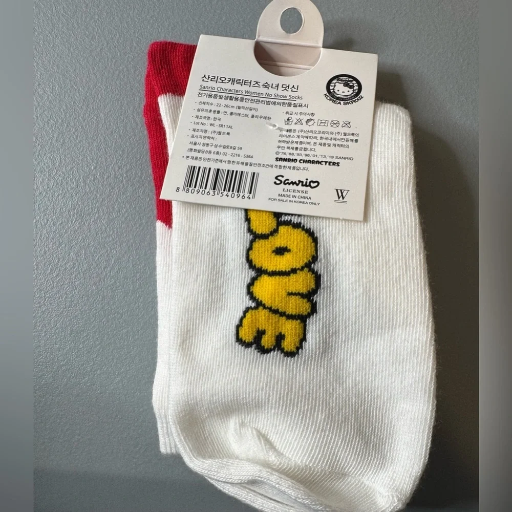 Sanrio Hello Kitty Red and White love Socks